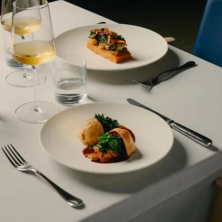 Stilla & Contemporary Cuisine 콜로니아 아이 콜리