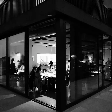 Stilla & Contemporary Cuisine Hotel